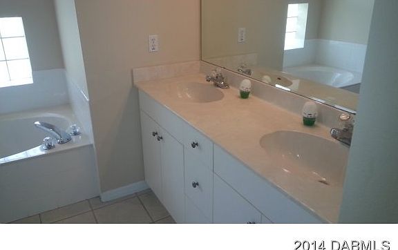 5th image of 107 Barrier Isle Dr