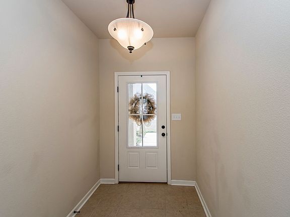 3rd image of 13351 Alder Dr