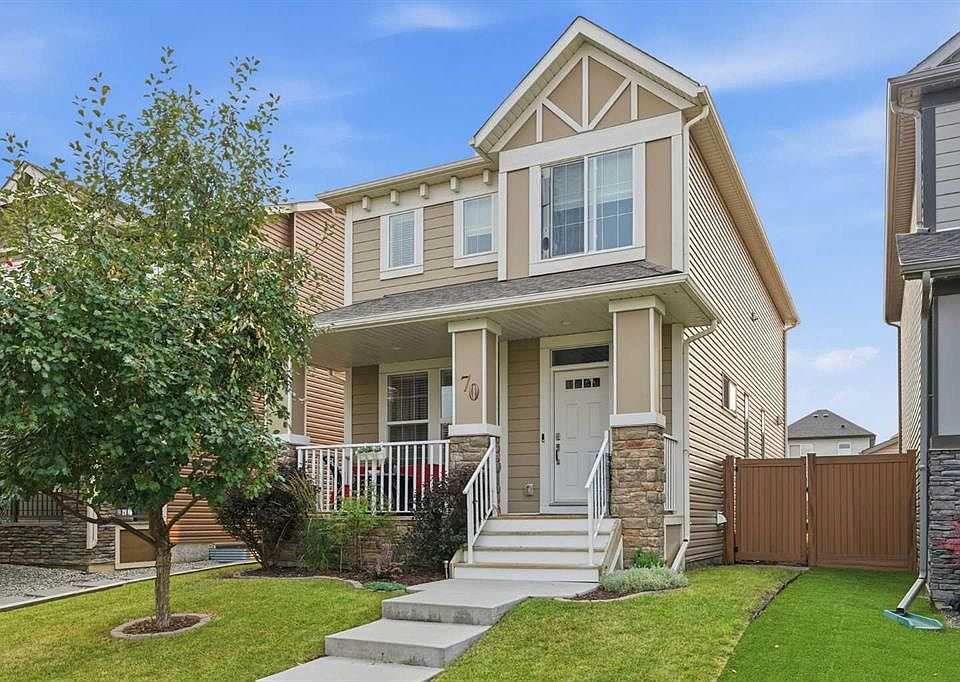 1st image of 70 Legacy Glen Way SE