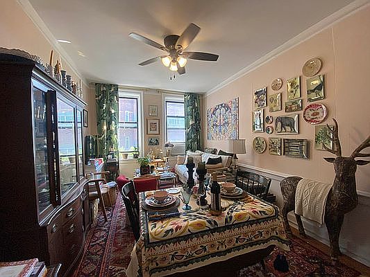 4th image of 1010 Carroll St APT 2R