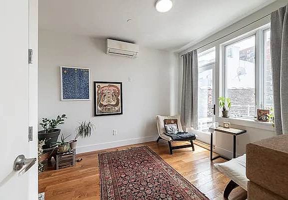 4th image of 871 Bergen St APT 3B