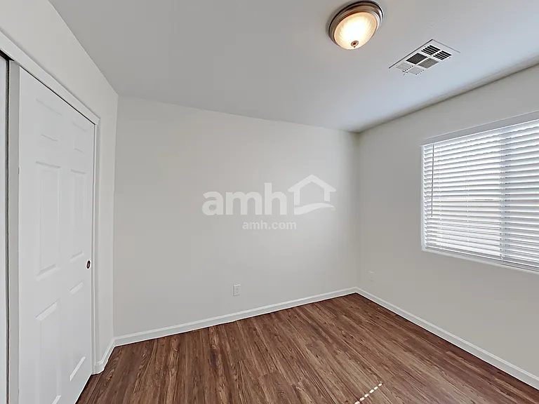 17211 W Watkins St — Photo 17