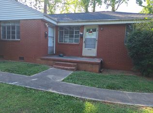 1916 Manteo Ct, Charlotte, NC 28208
