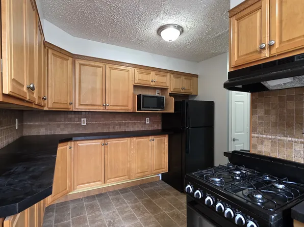 153-155 Avenue East image 5 of 20