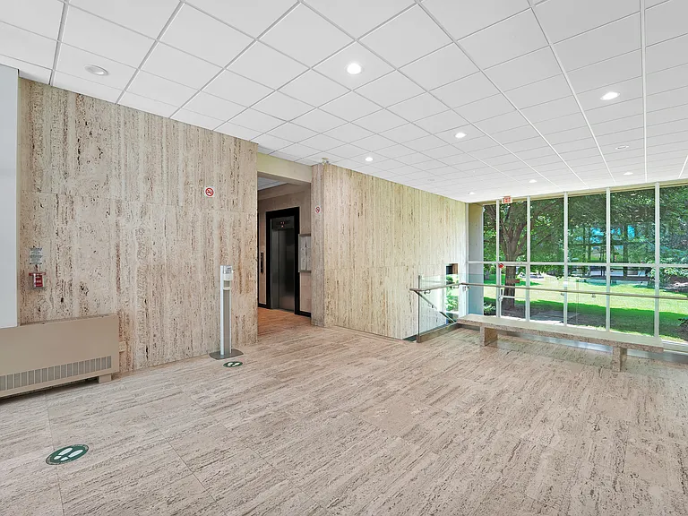 1137 Royal York Rd #1 BD — Photo 15