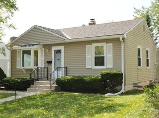 2921 N 88th St, Milwaukee, WI 53222