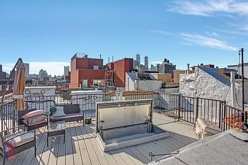 246 Mott St Photo 1