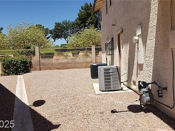 4th image of 4801 Fiesta Lakes St