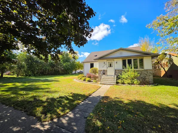 2736 Linden Ave, Slayton, MN 56172