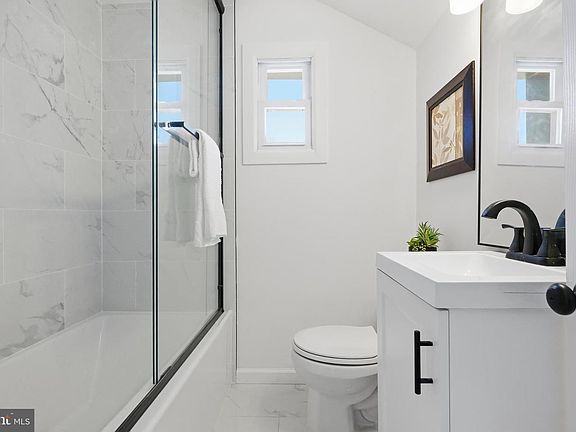 4th image of 2323 Mole Rd