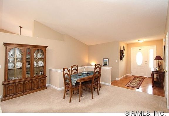 4th image of 2761 Deerfield Dr