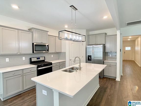 3rd image of 2084 Park Springs Ln