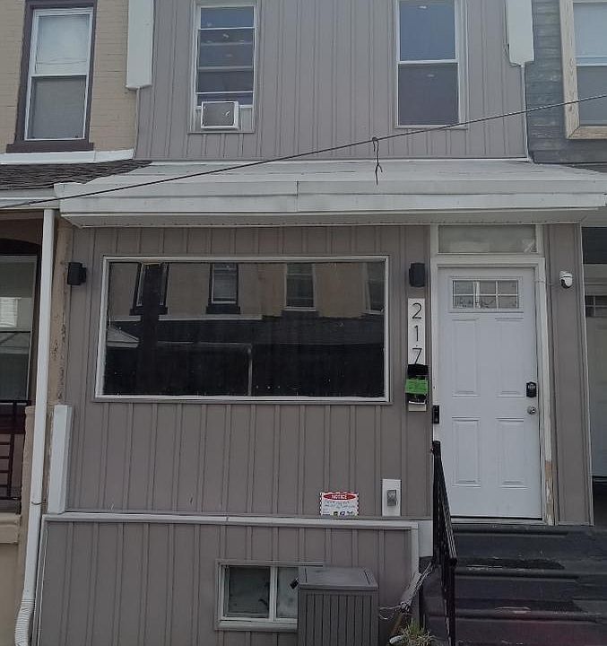 1st image of 217 N Wanamaker St