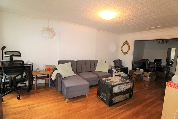 Rented by Compass | media 9