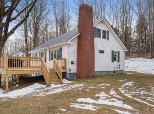 62 Prescott Rd, Manchester, ME 04351