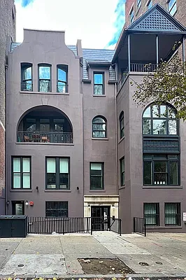 Rented by REAL New York | media 11