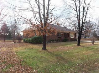 114 W Patricia St, El Dorado Springs, MO 64744