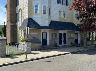 81 Booth St, Bridgeport, CT 06608