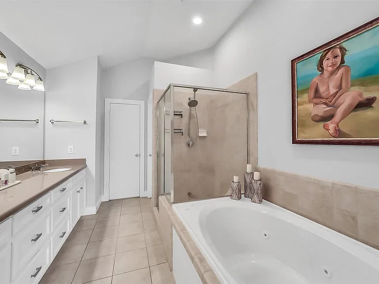 8715 Meadowcroft Dr #1102 — Photo 16