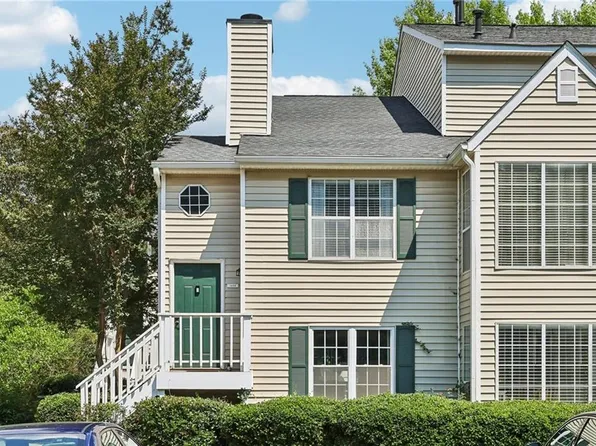 1608 Glenleaf Dr, Peachtree Corners, GA 30092