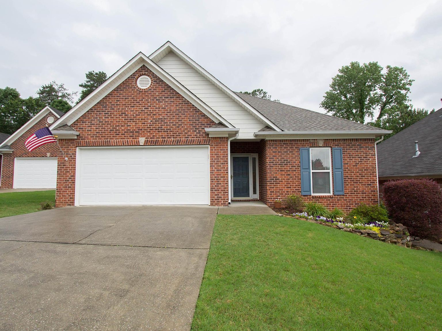 4988 Paradise Lake Cir, Hoover, AL 35244 Zillow