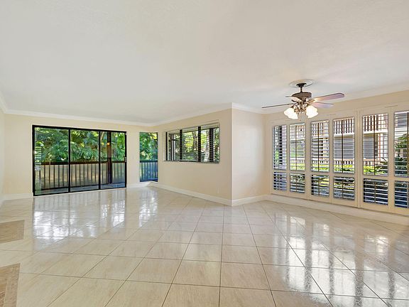 4th image of 601 Brackenwood Cove