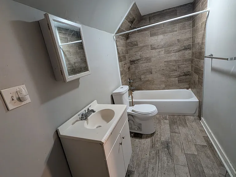 73 Gibbs St #22 — Photo 15