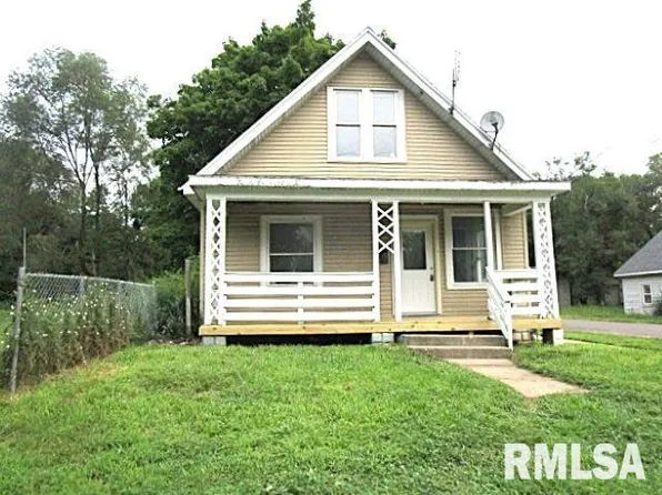 3001 W Seibold St, Peoria, IL 61605