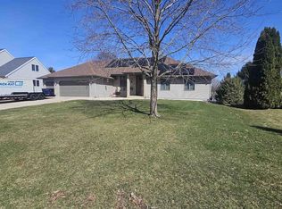 720 Waveland Road, Janesville, WI 53548