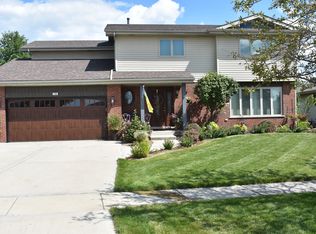 750 Wildwood Dr, New Lenox, IL 60451