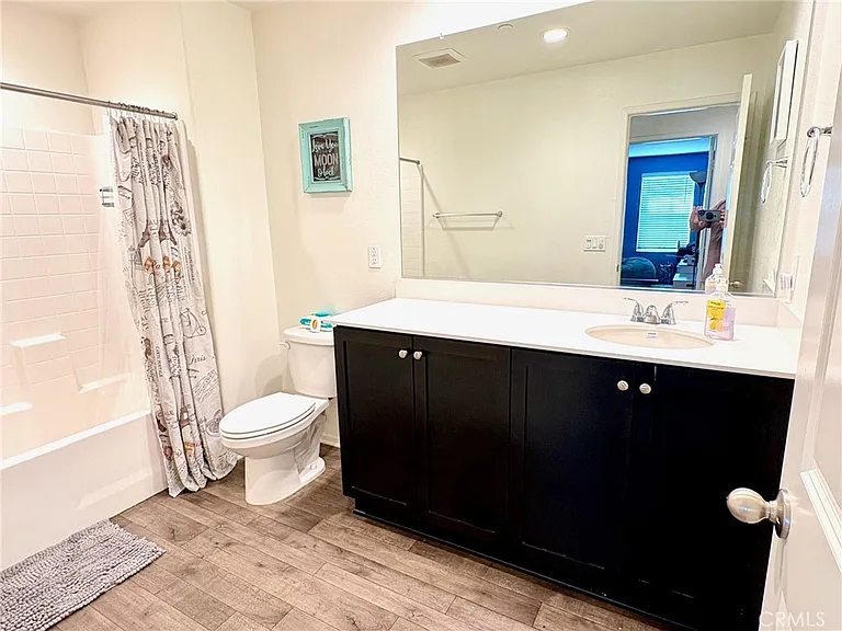 12686 Alveda St — Photo 26