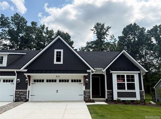 315 Canyon Creek Ct #27, Howell, MI 48843
