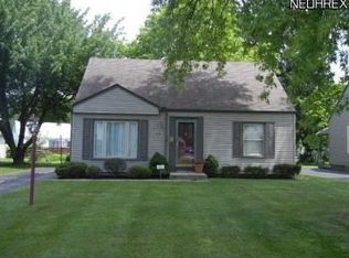 59 S Main St, Austintown, OH