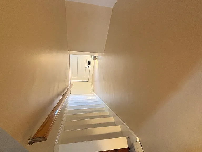 129 Rankin St #2 — Photo 8