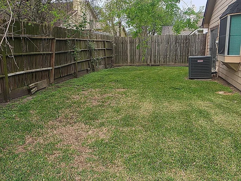 7803 La Rochelle Cir — Photo 8