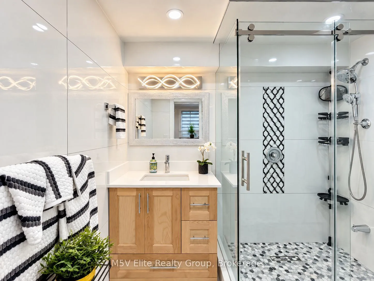 1 bed, $999 — Photo 4