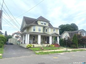 105 Wentworth St, Bridgeport, CT