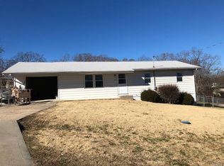102 Lee Dr, Saint Robert, MO 65584