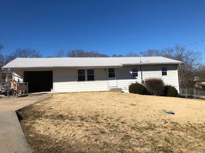 102 Lee Dr, Saint Robert, MO, 65584