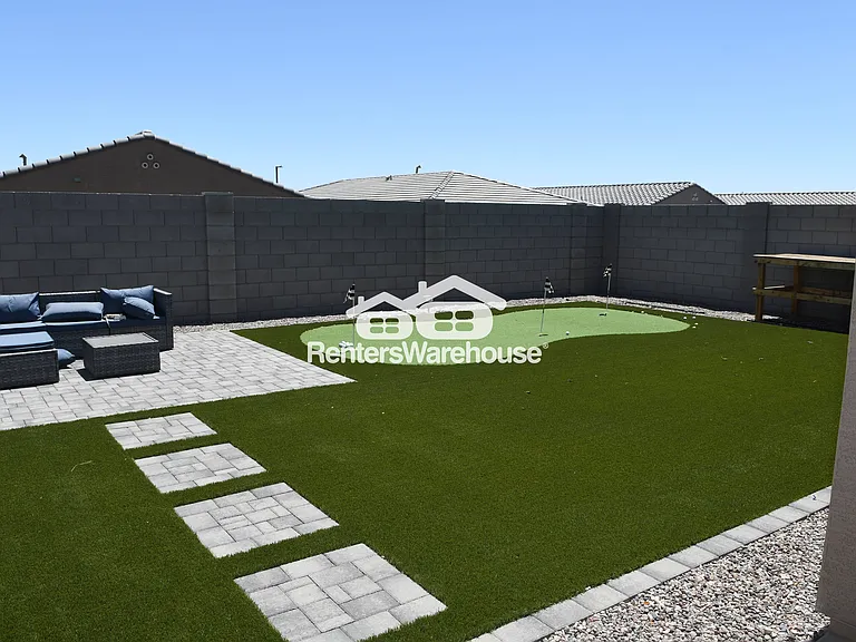 16009 W Cottontail Ln — Photo 16