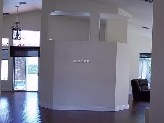 5th image of 4852 Stavanger Ln #0
