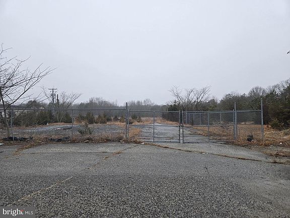 3rd image of 2259 Delsea Dr