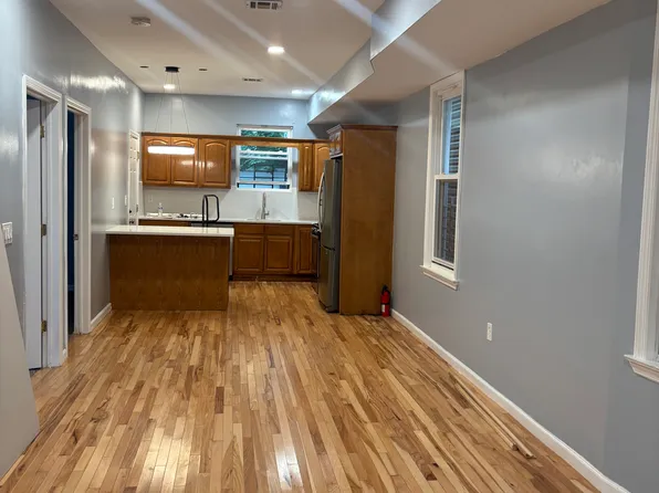 380 21st St APT 1, Irvington, NJ 07111