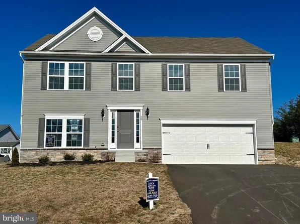 60 Cornwell, Romney, WV 26757