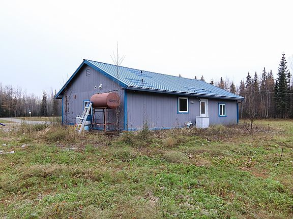 2nd image of 3526/3530 Yellowstone Rd