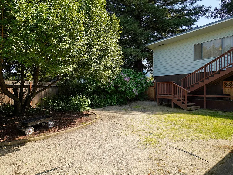 1239 Watson Dr #3 — Photo 11