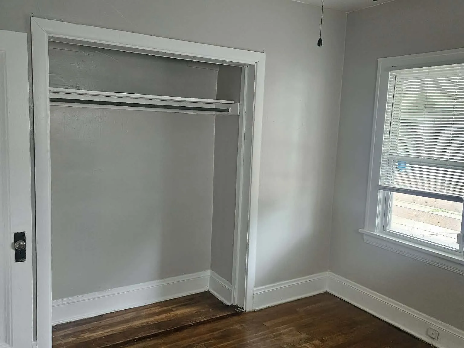 2 bed, $1,300 — Photo 4