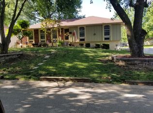 8928 E 90th Ter, Kansas City, MO 64138