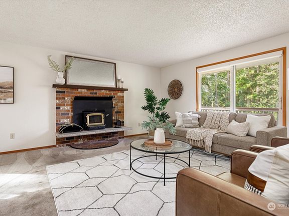 4th image of 2110 Boreas Lane