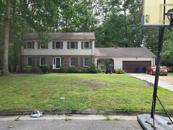 722 Plymouth Cir, Newport News, VA 23602